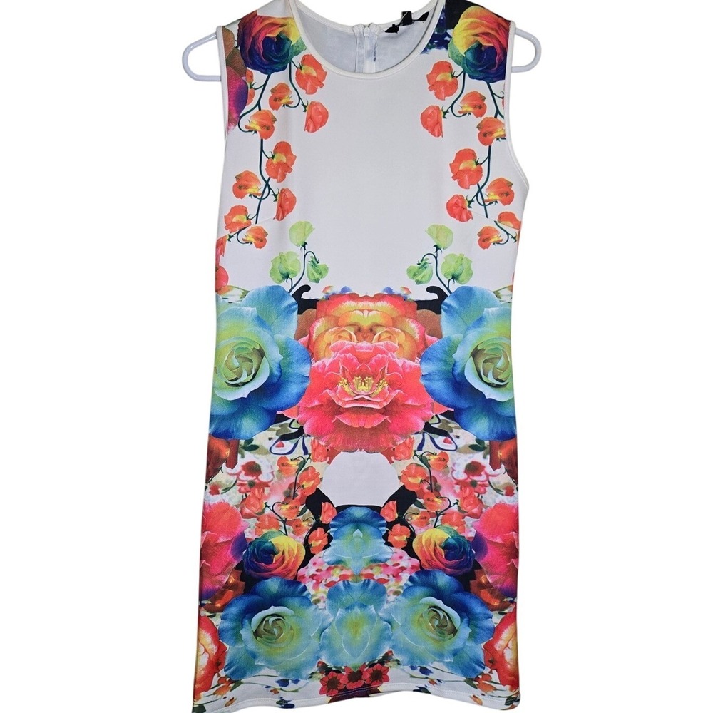 Just Love Sleeveless‎ R8855-67 Size Large White with Colorful Flowers